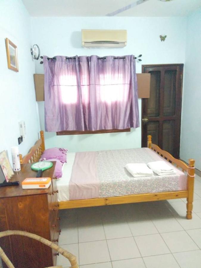 Chez Olivia Olivier Bed and Breakfast Cotonou Esterno foto